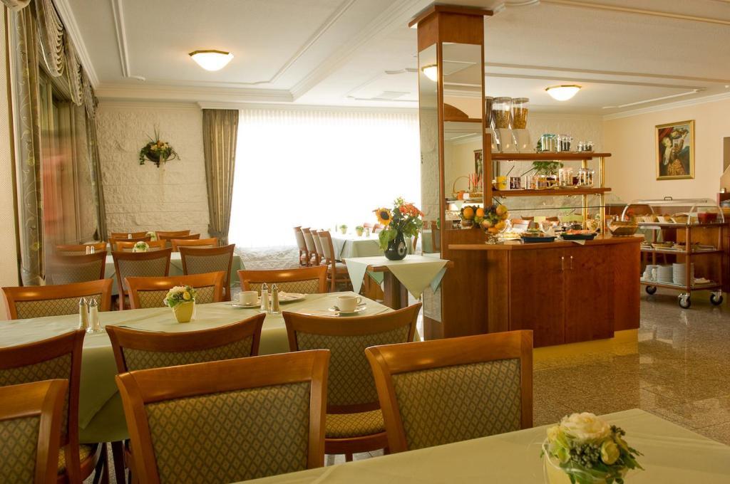 Moselstern Hotel Brixiade &Triton 코헴 외부 사진