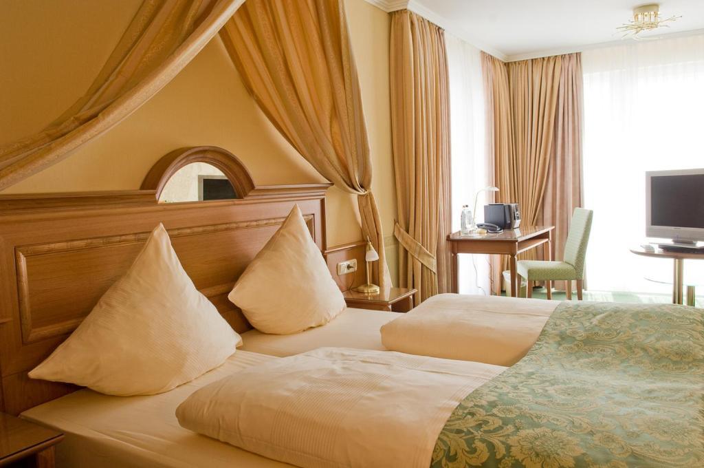Moselstern Hotel Brixiade &Triton 코헴 객실 사진